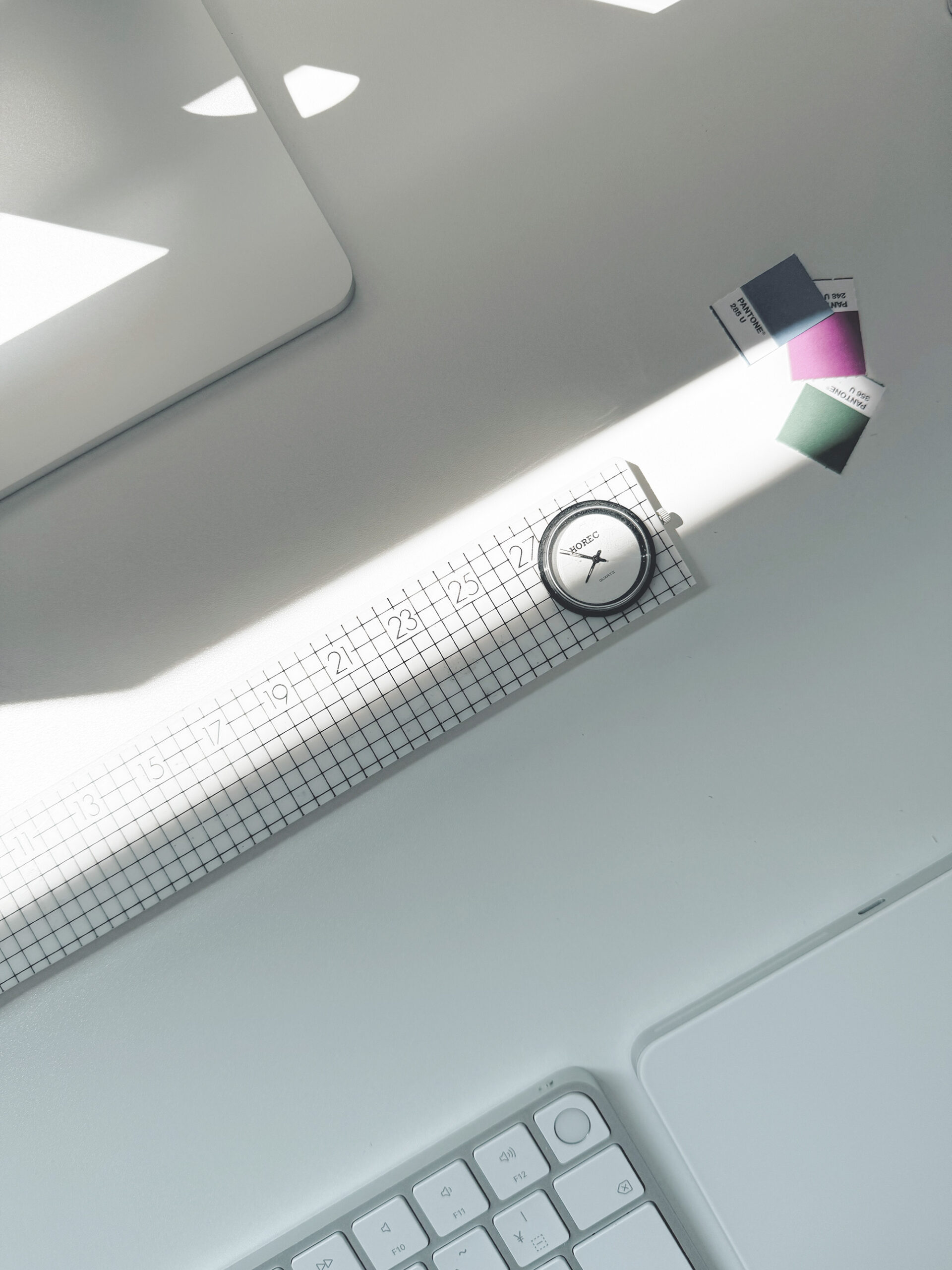 Ruler with a built-in clock