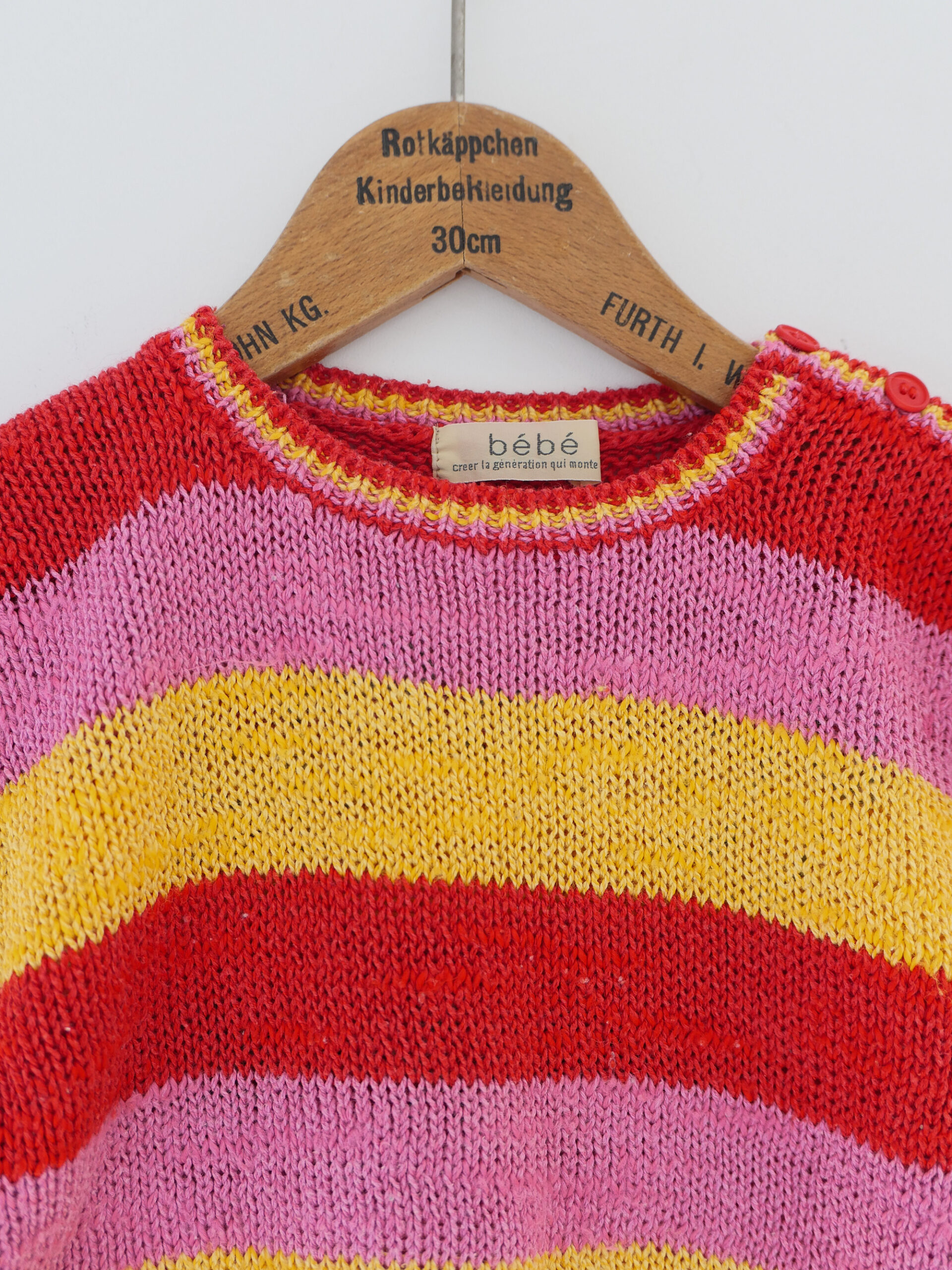 Colorful embroidered short-sleeve knit - 画像 (3)