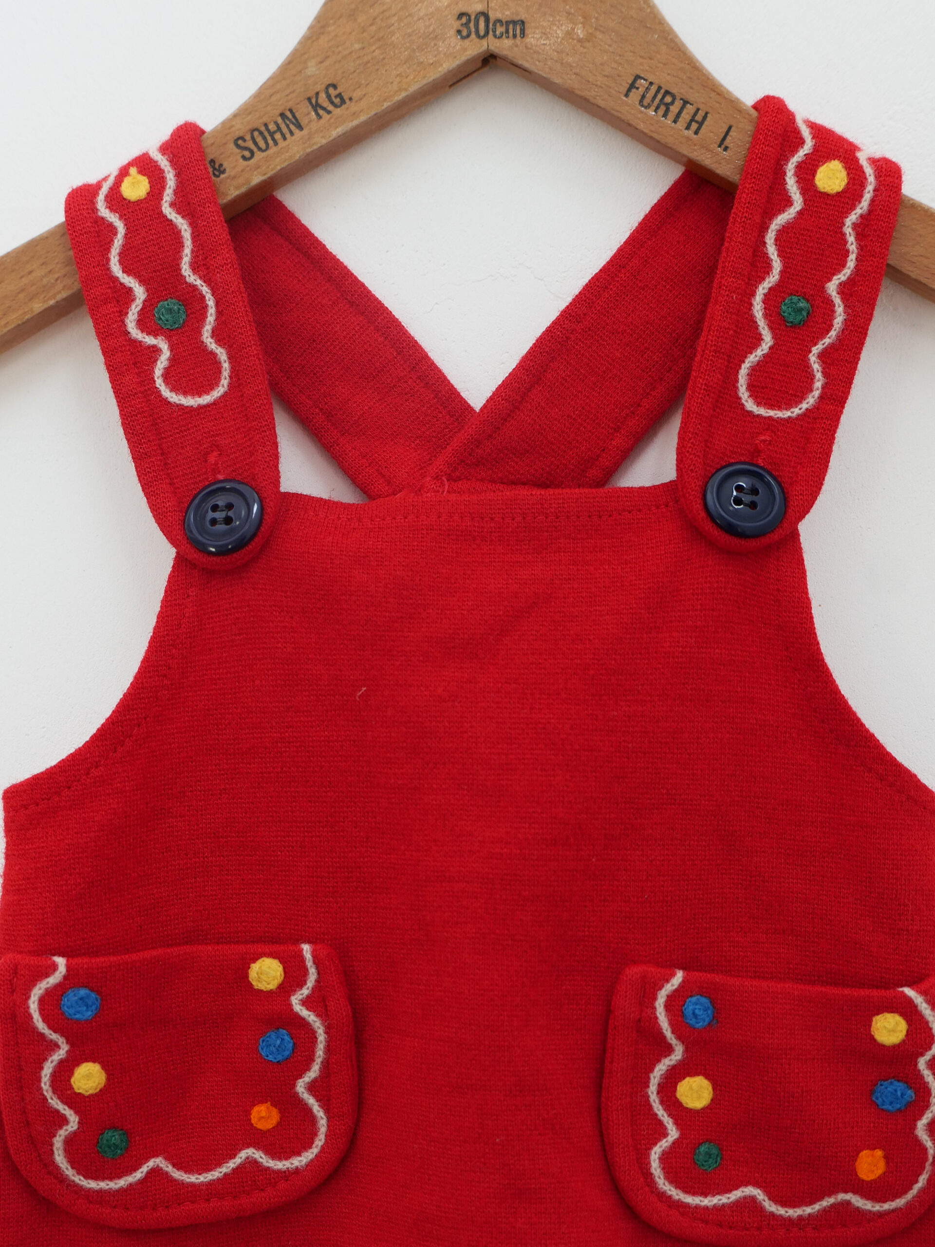 Red embroidered kids vest - 画像 (3)