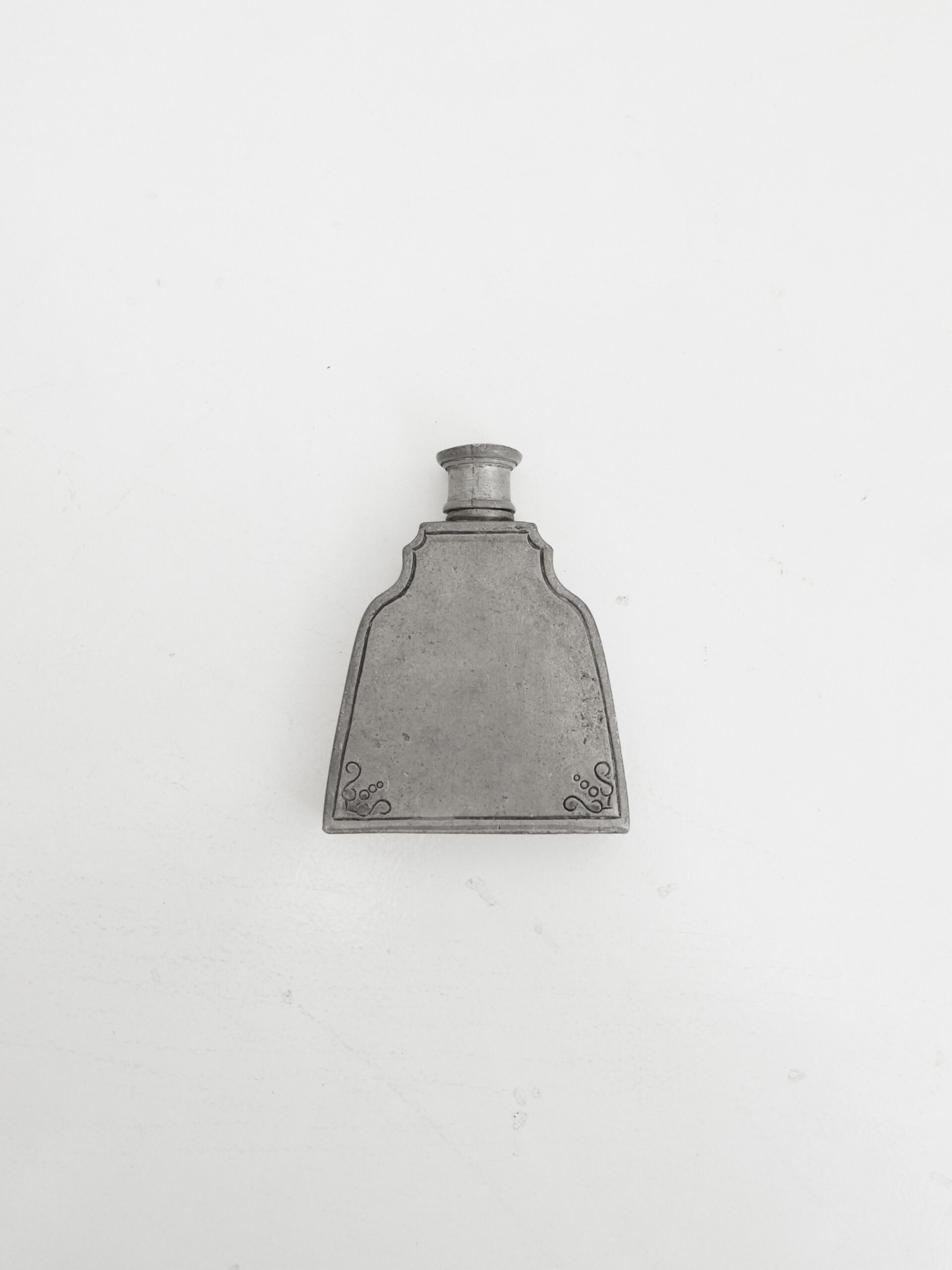 Antique whisky bottle - 画像 (5)