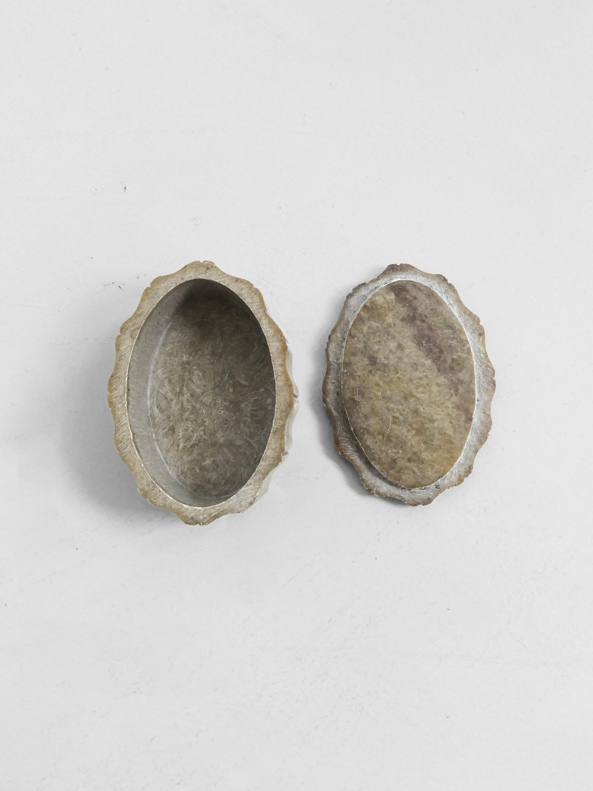 Floral stone trinket box - 画像 (3)