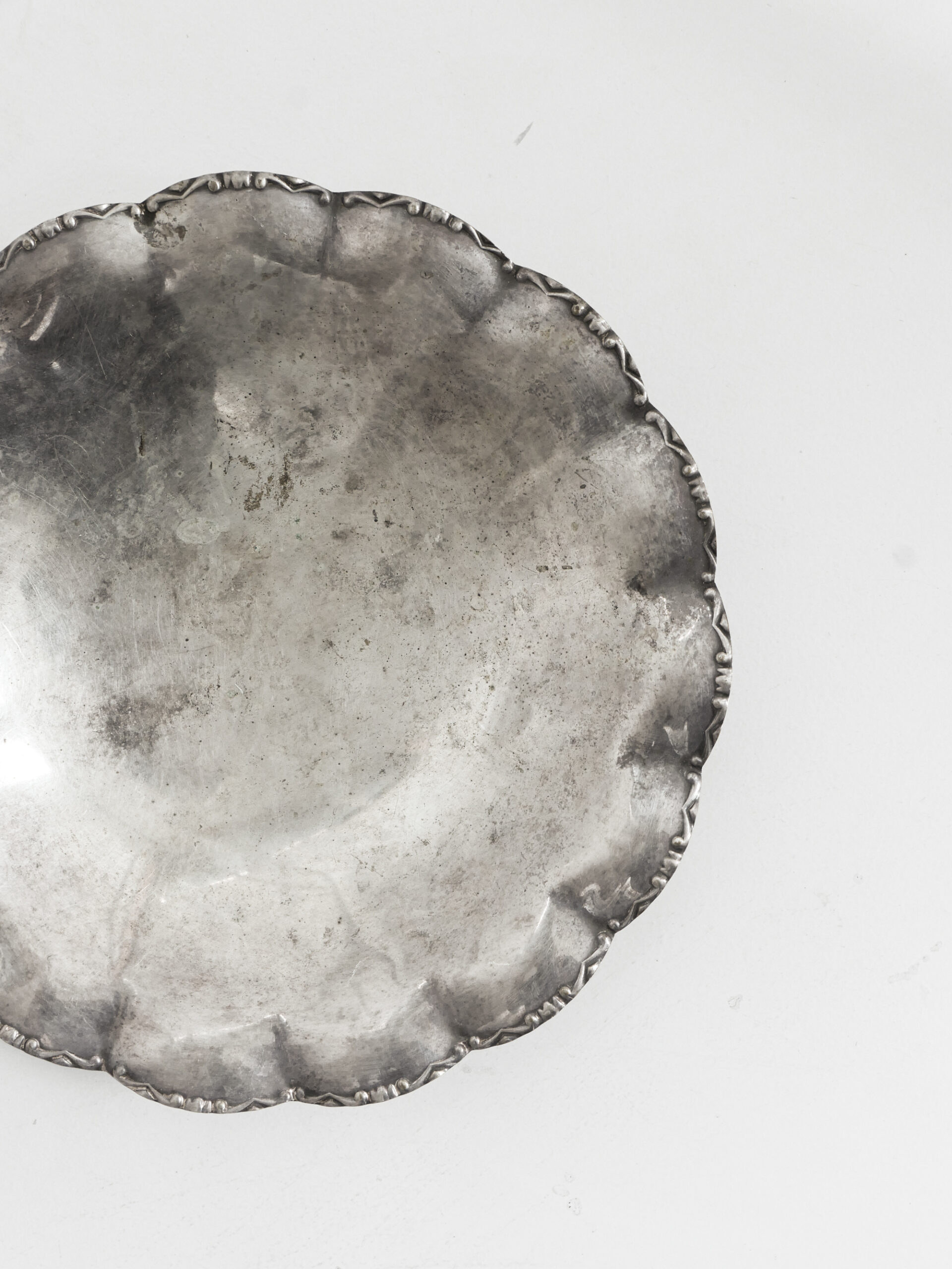 Vintage silver scalloped bowl
