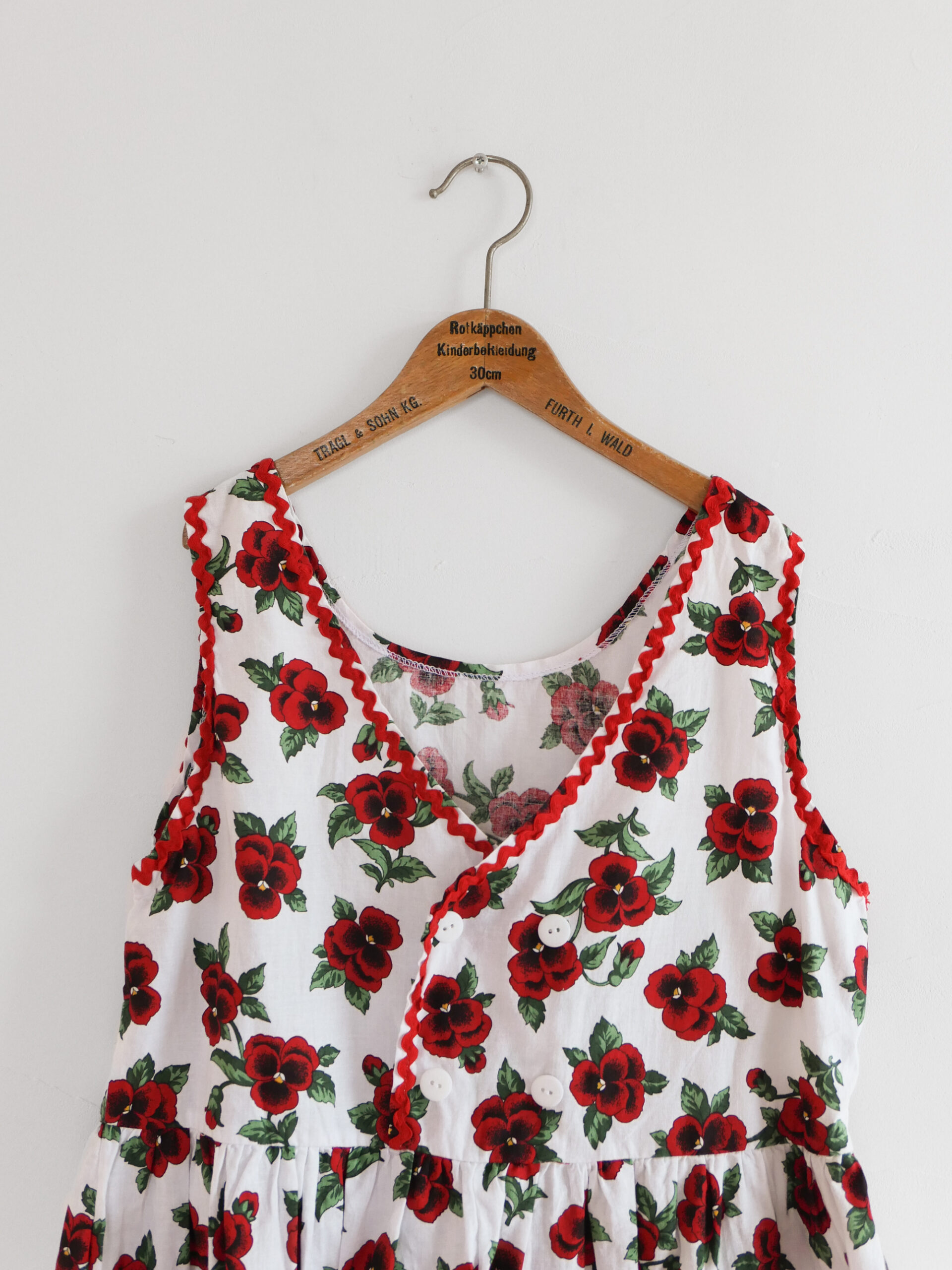 Vintage red pansy dress - 画像 (2)