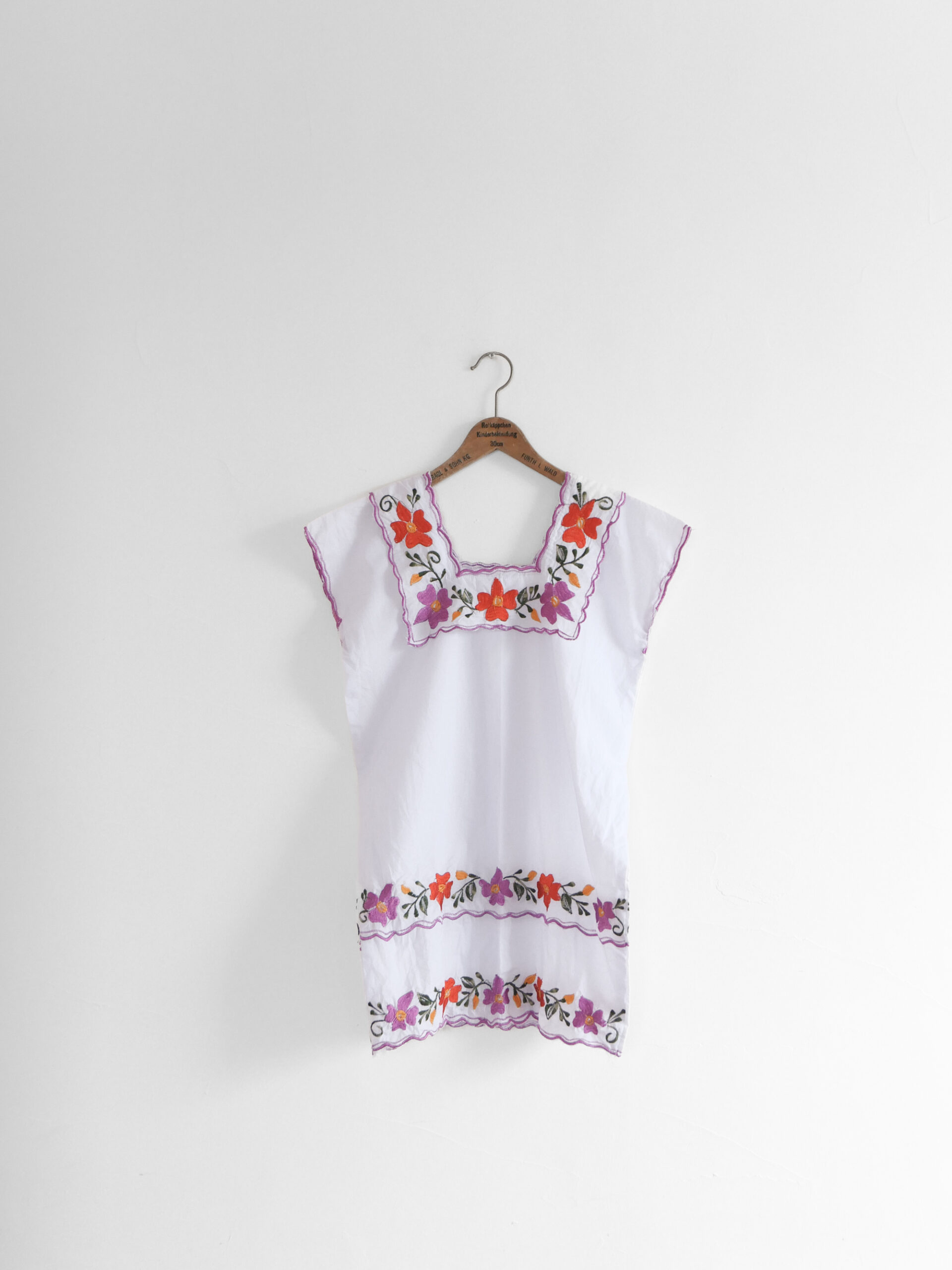 Vintage white folk embroidered tunic dress