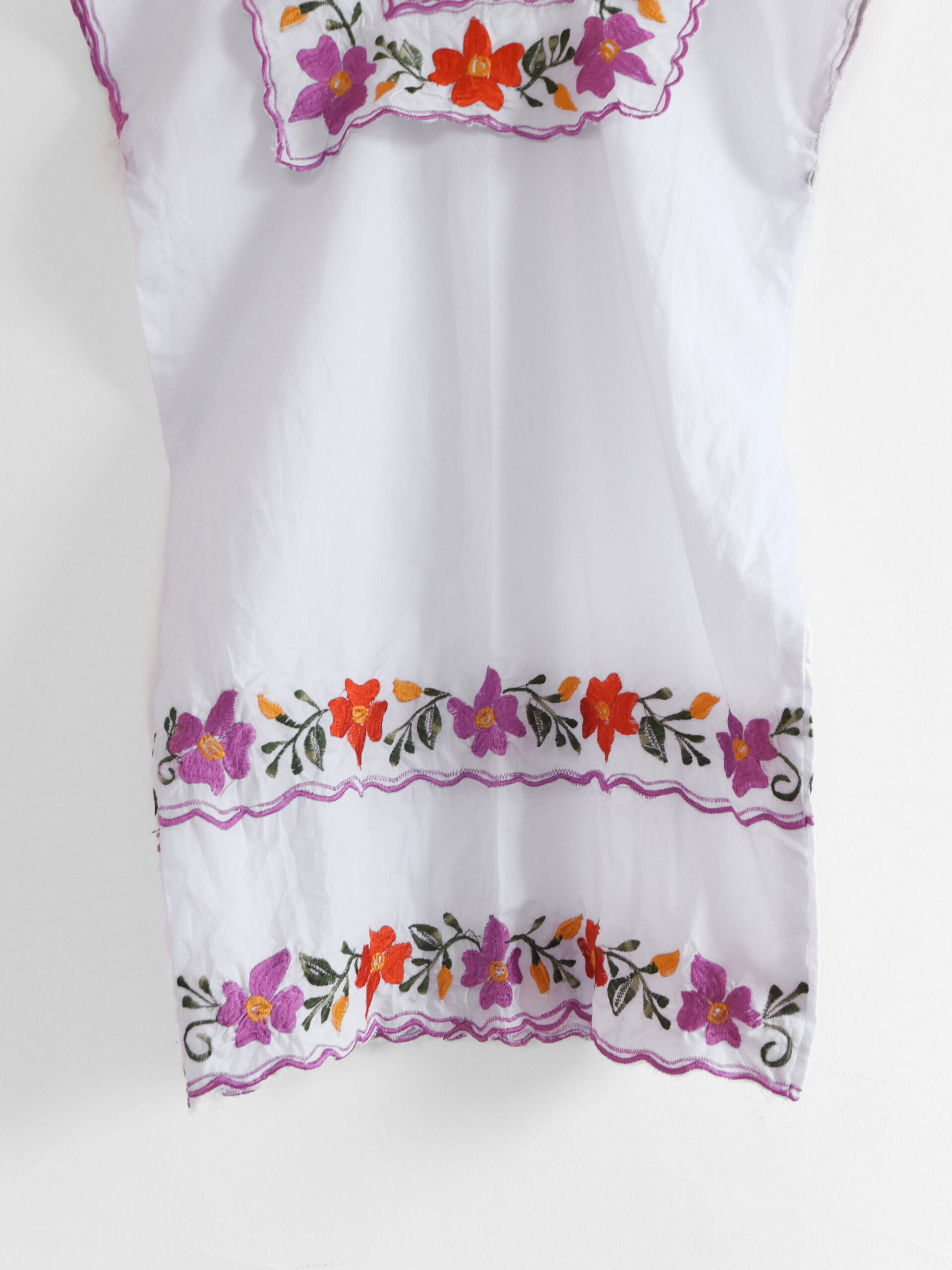 Vintage white folk embroidered tunic dress - 画像 (4)