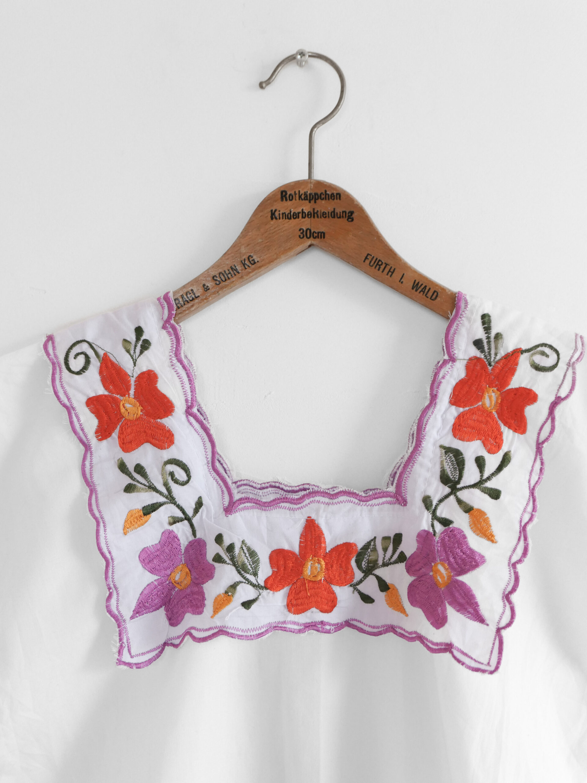 Vintage white folk embroidered tunic dress - 画像 (2)