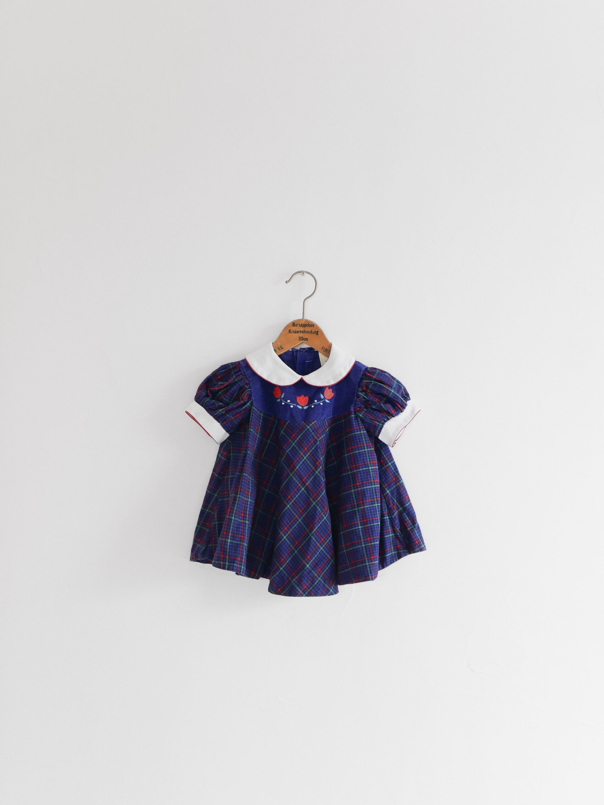 Vintage tulip embroidered plaid dress