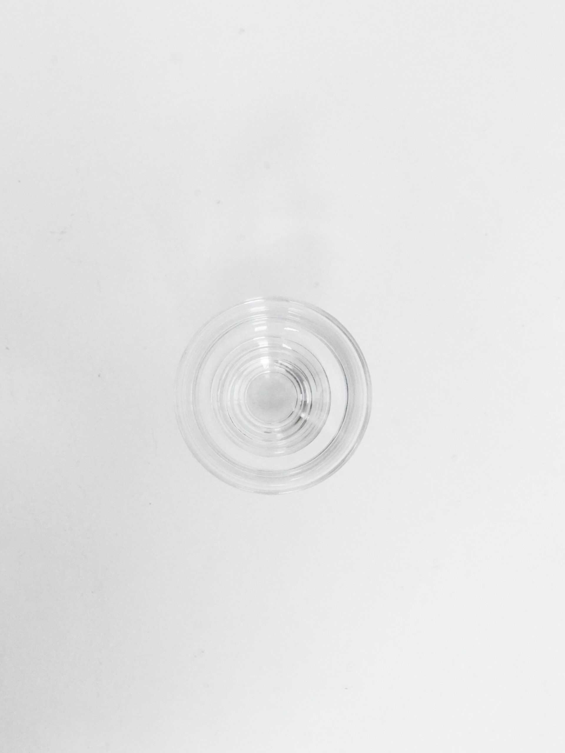 Vintage sculptural footed glass - 画像 (4)