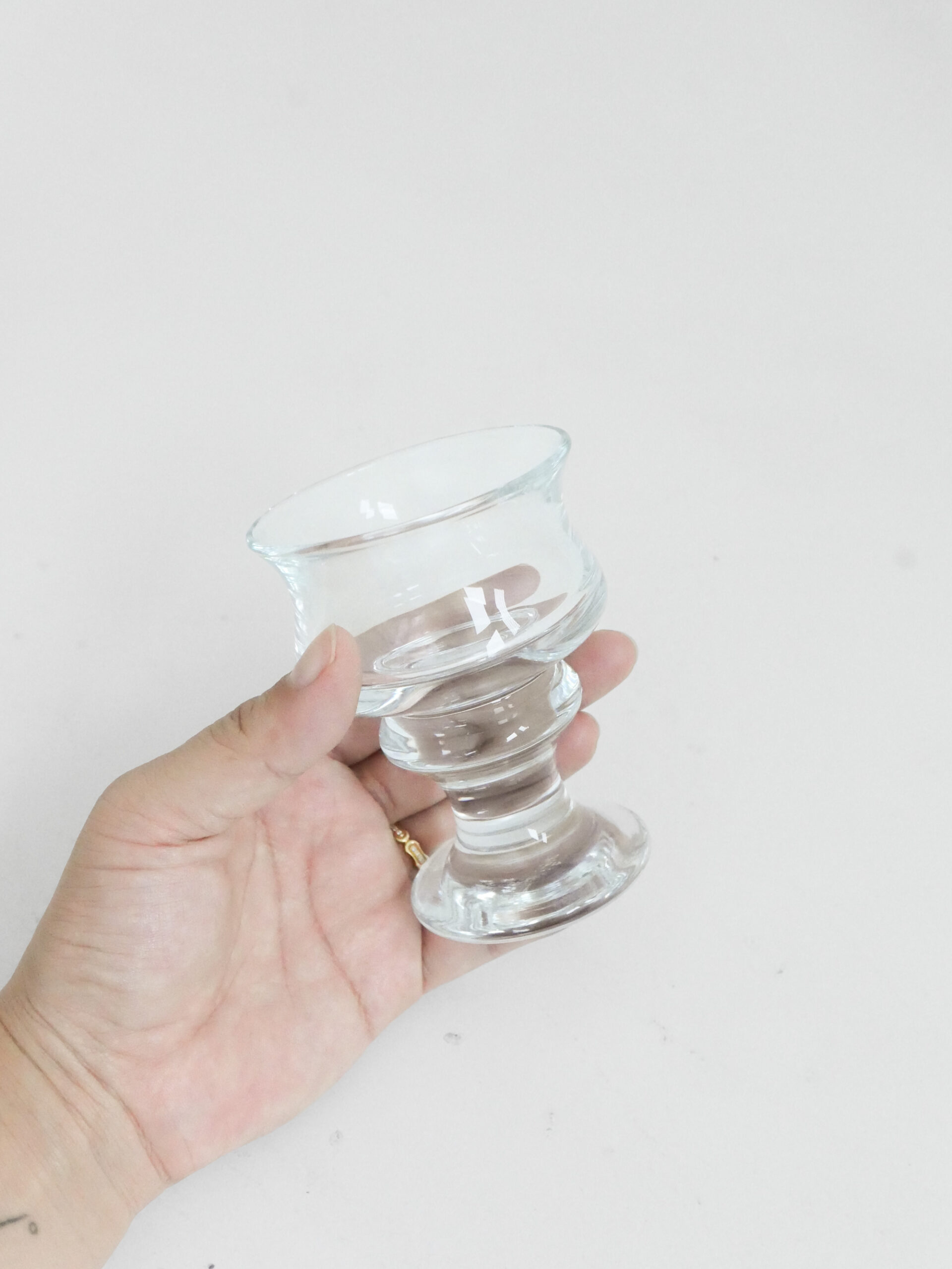 Vintage sculptural footed glass - 画像 (5)